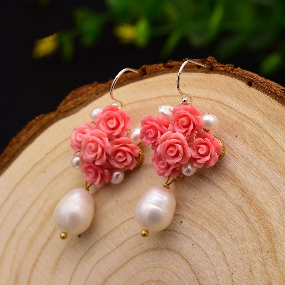 Boucles d'oreilles roses avec perles d'eau douce