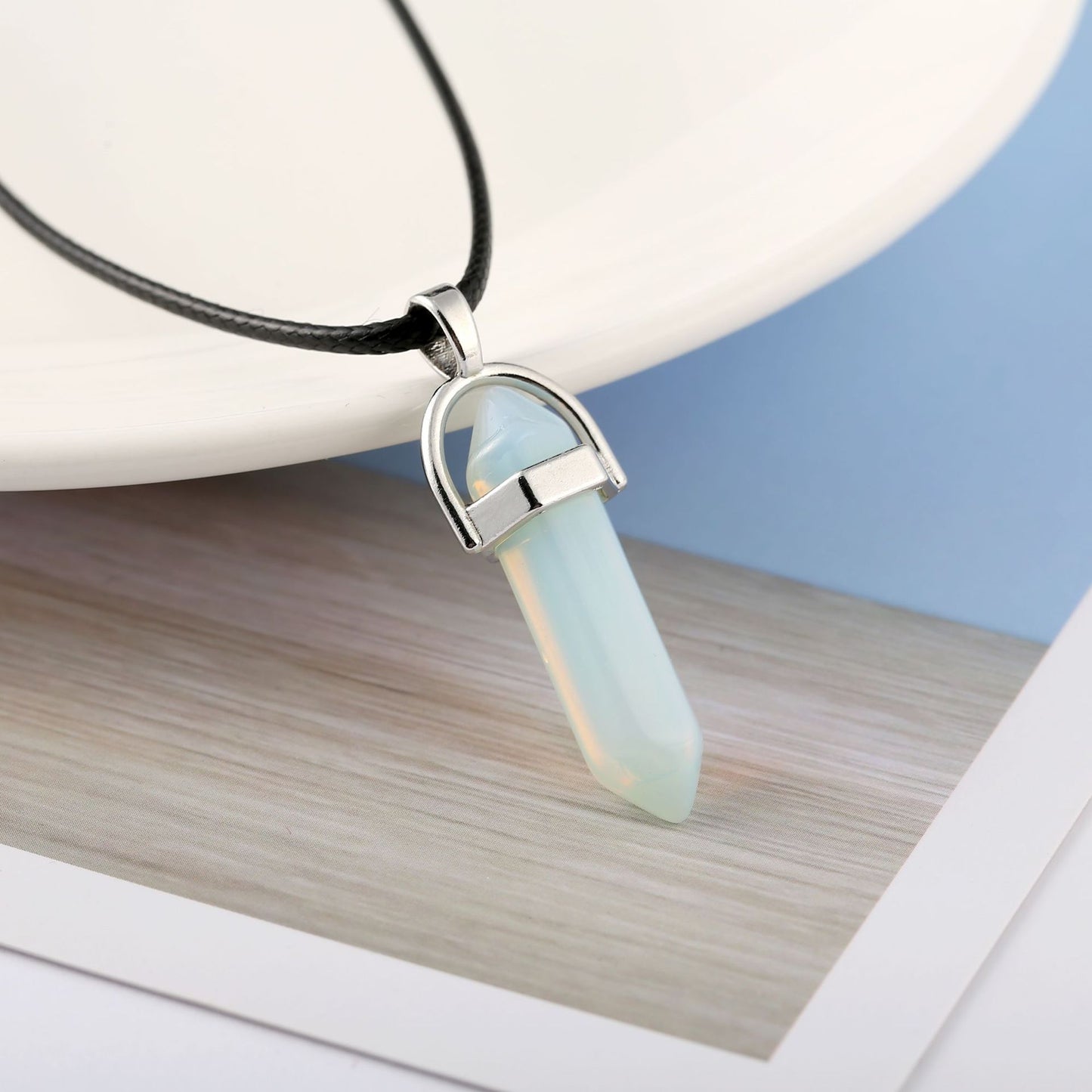 Collier Pilier Hexagonal en Pierre Naturelle : Élégance et Équilibre pour une Connexion Spirituelle