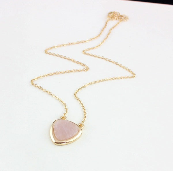 Collier cœur en pierre naturelle rose