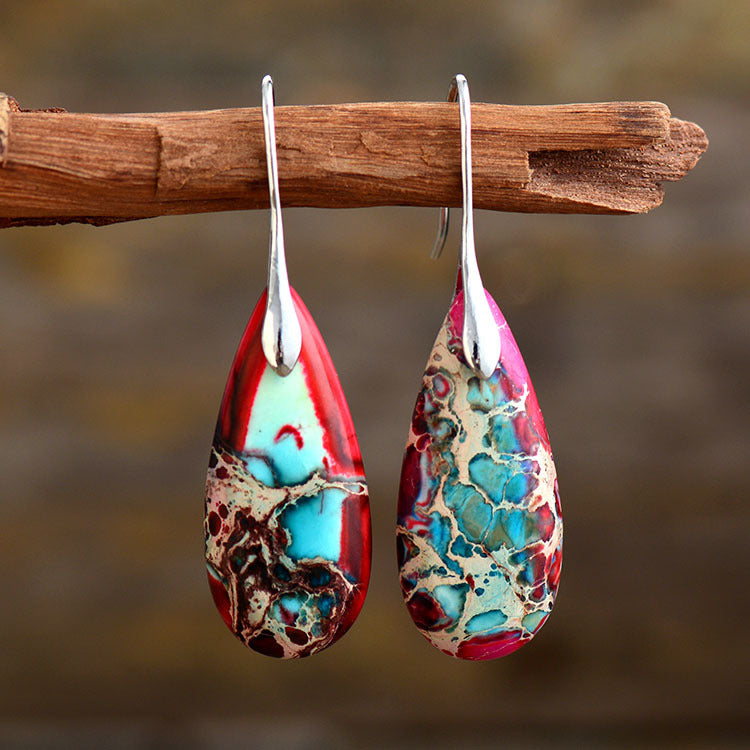 Boucles d'oreilles pendantes rouges et turquoise avec crochets argentés
