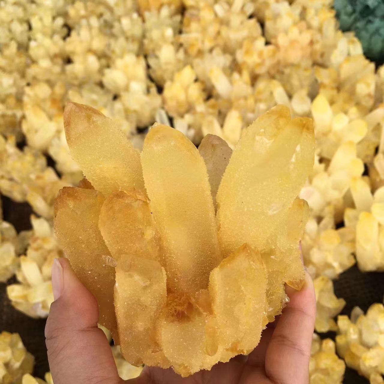 Natural Crystal Cluster Ornament: Sparkling Beauty for Special Occasions ✨