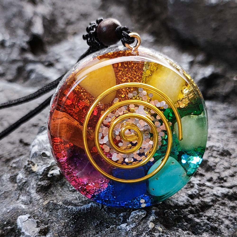 Collar con Colgante de Chakra Multicolor en Jade Ónix - Elegancia y Equilibrio