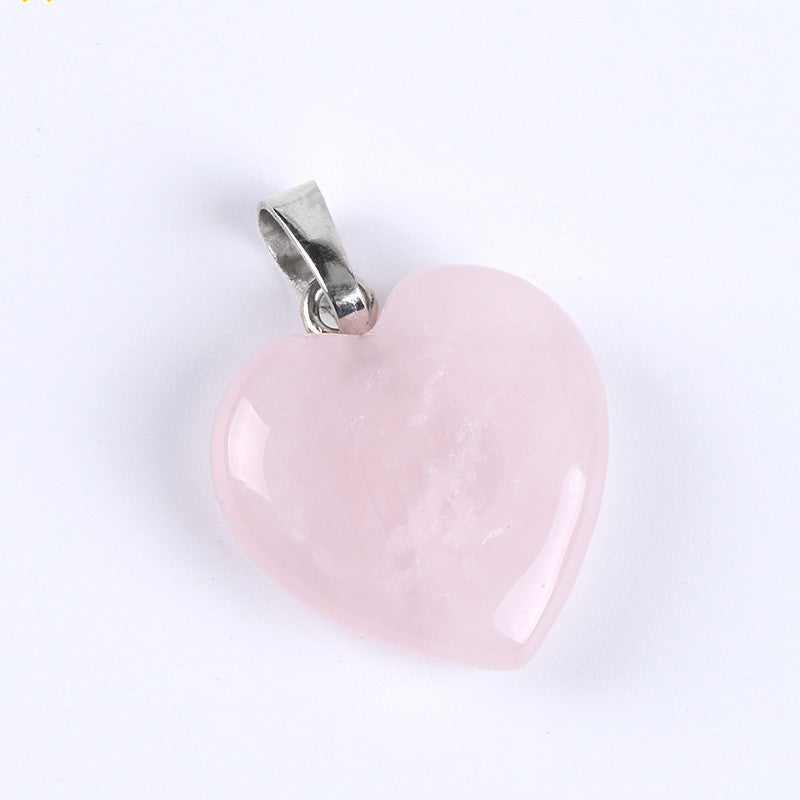 Pendentif cœur en pierre rose naturelle