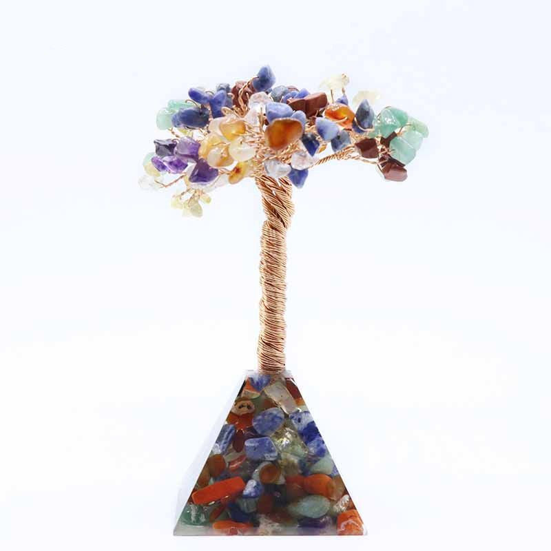 Entdecken Sie den Baum des Lebens in Amethyst mit farbigem Kristallkies!