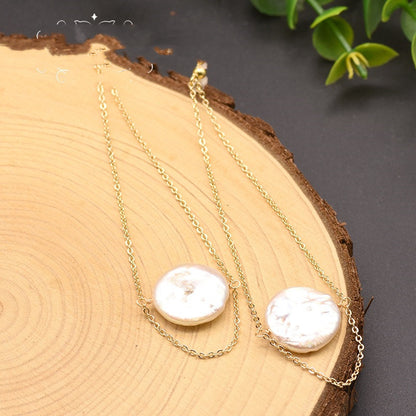 ¡Mejora tu estilo con nuestro pendiente de perlas naturales de agua dulce blancas! ✨
