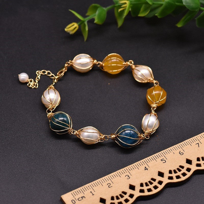 Bracelet en Perles d'Eau Douce, Cristal Bleu et Jade Jaune - Élégance Naturelle