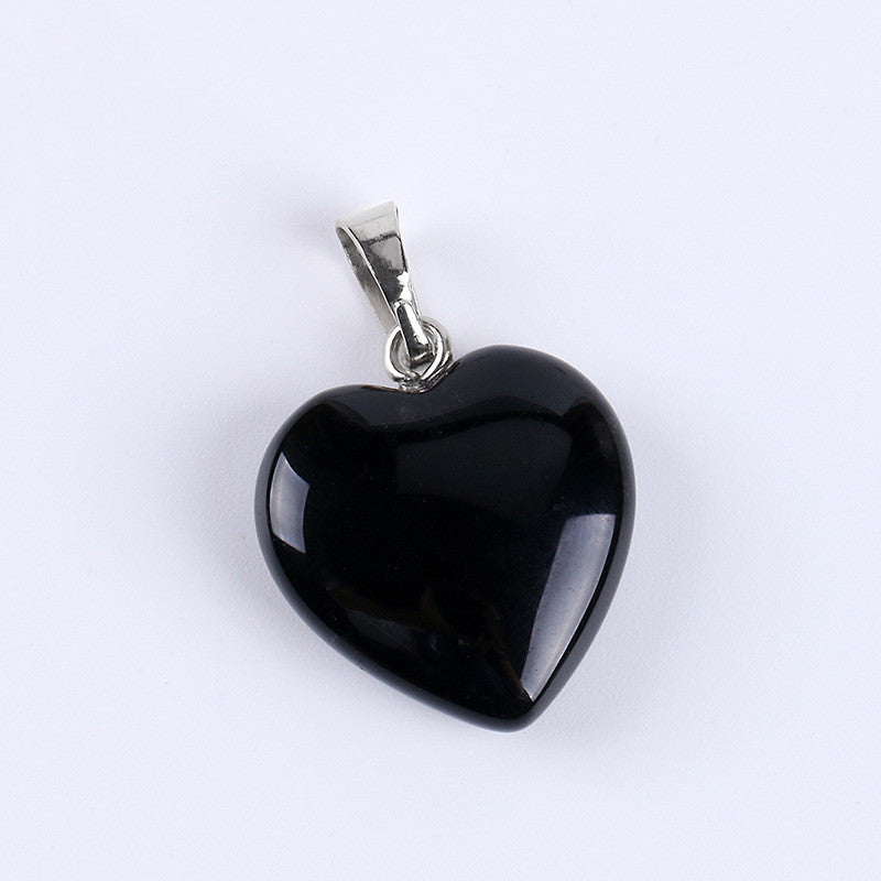 Pendentif cœur en pierre noire naturelle