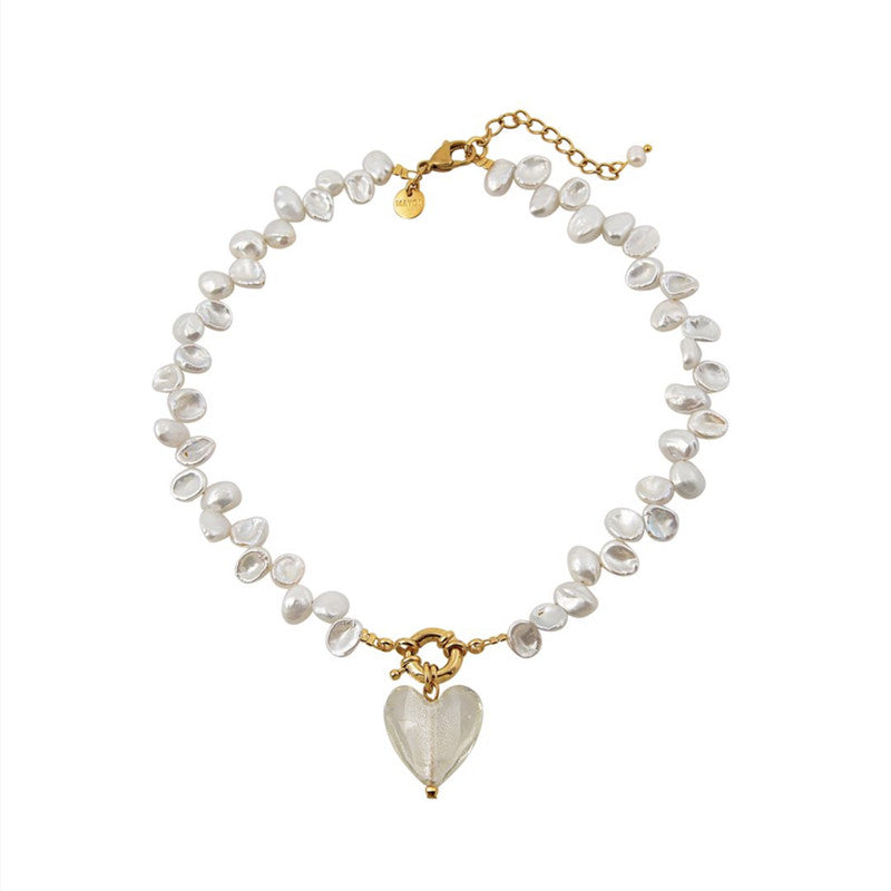 Collar de cristal con perla natural irregular - ¡Una joya llena de amor y elegancia!