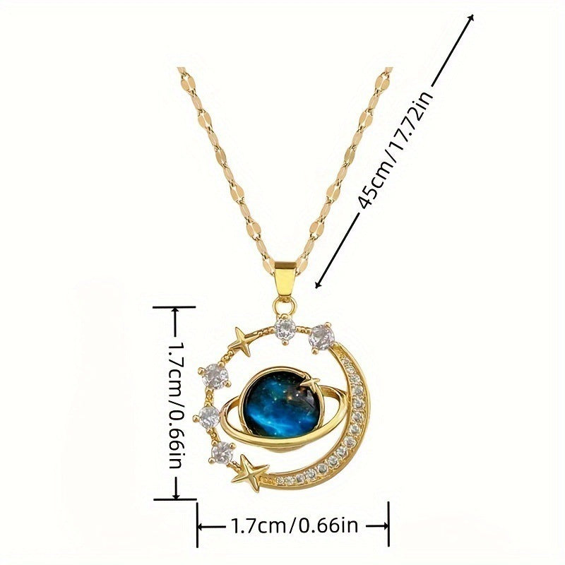 Collier doré avec pendentif planète et zircon, dimensions indiquées.