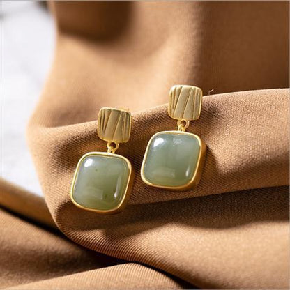 Boucles d'Oreilles Géométriques en Jade Blanc et Aiguilles en Argent 925 - Style Féminin et Raffiné