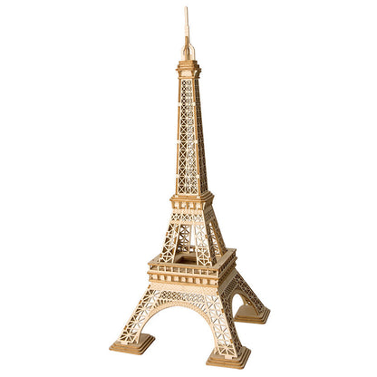 Modèle assemblé de la Tour Eiffel en puzzle 3D en bois