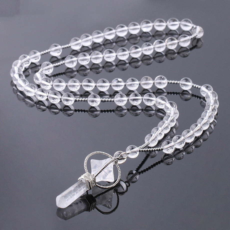 Natürliche weiße Kristallstein-Halskette: Eleganz und positive Energie