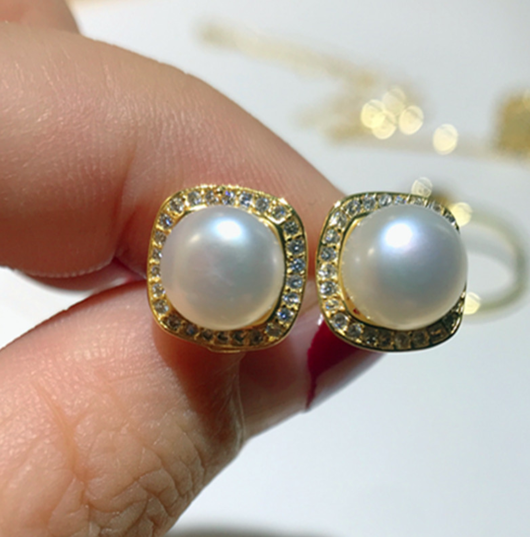 Ensemble collier, boucles d'oreilles et bague en perles naturelles - Élégance intemporelle pour sublimer votre beauté ✨