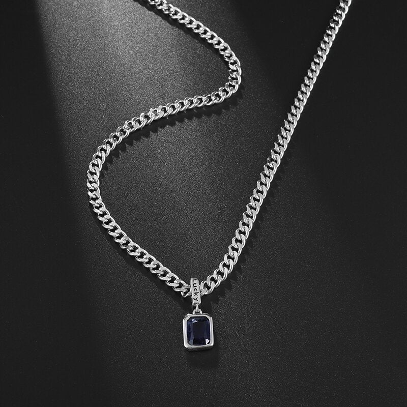 Collier élégant en argent avec pendentif bleu