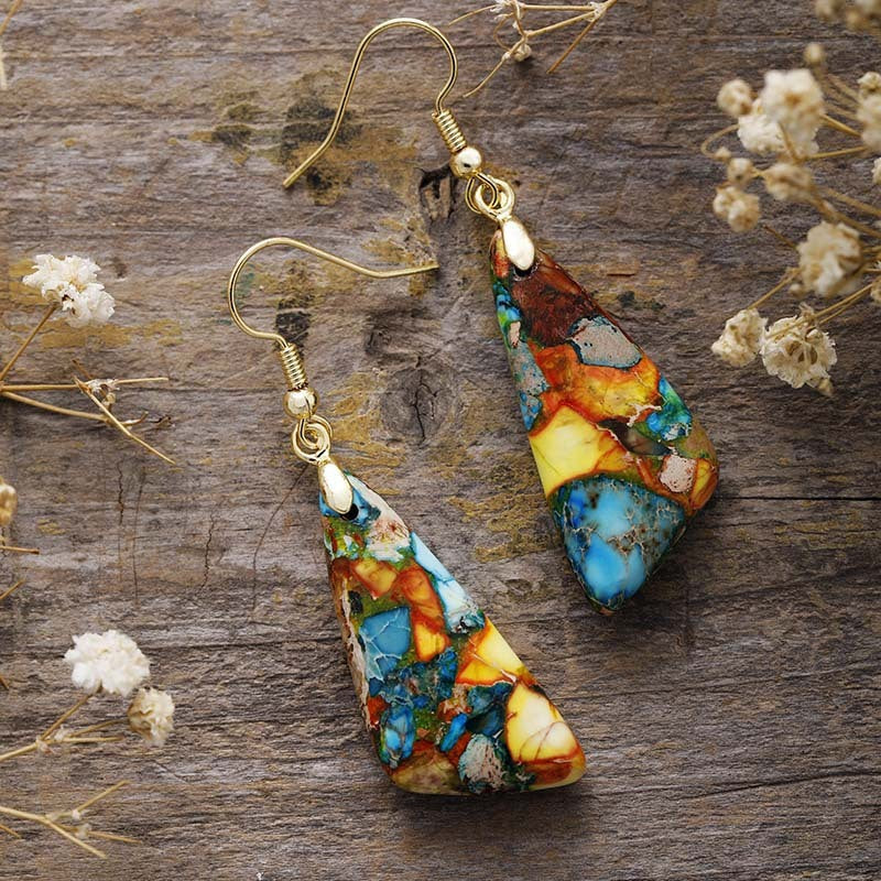 Boucles d'oreilles triangle en pierre naturelle colorée