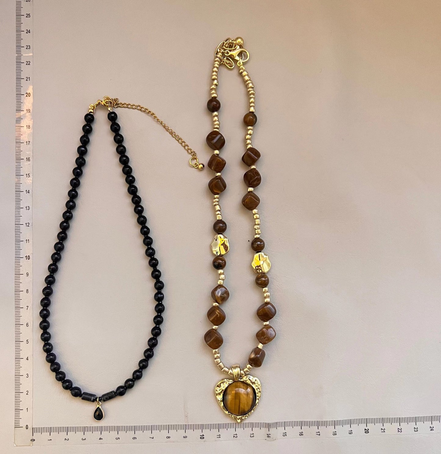 Natuurlijke Tijgeroog Halsketting – Clavicula Ketting met Geometrische Kralen