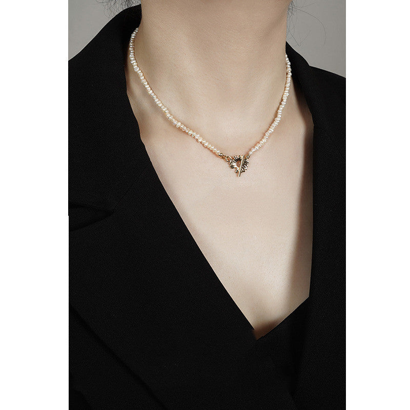 ¡Resalta tu Elegancia con nuestro Collar de Perlas Naturales para Mujer!