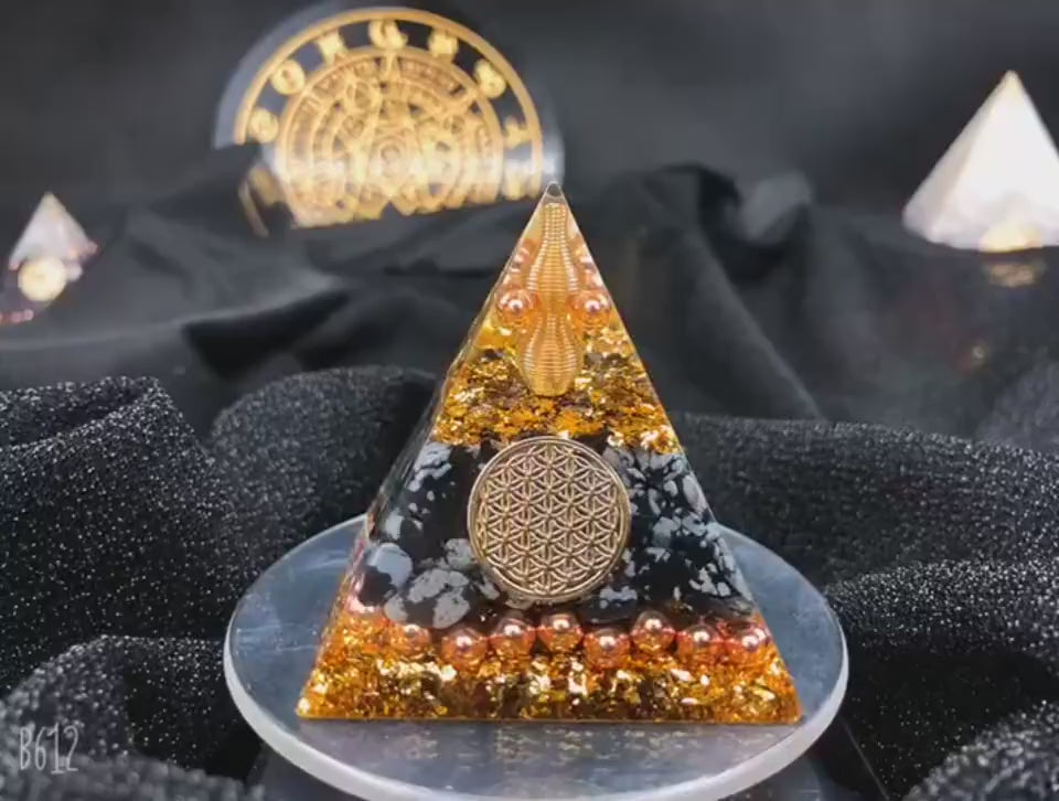 Reiki Orgonite Energy Orgon Pyramid Gathering Fort