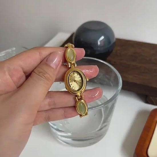 video de Montre étanche avec détails rétro en jade Hetian