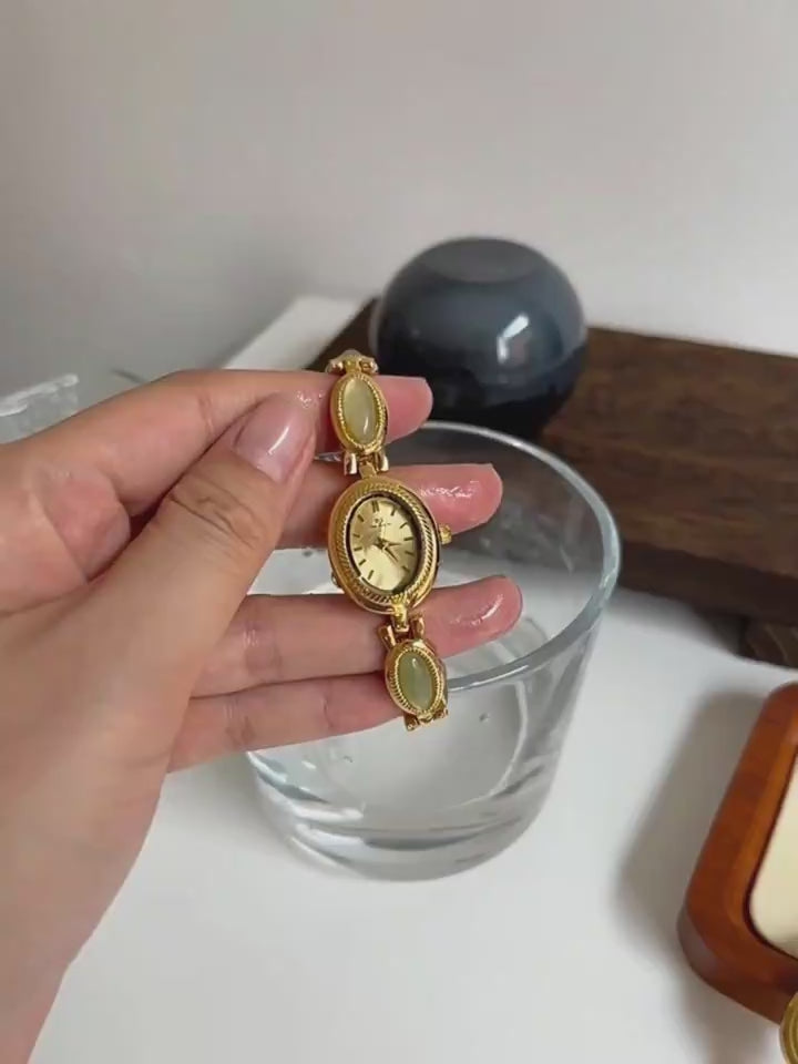 video de Montre étanche avec détails rétro en jade Hetian